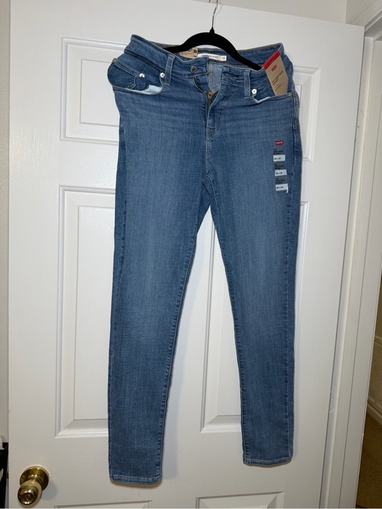 Levi's Denim - NWT Levi’s 721 High Rise Skinny Jeans Women’s 28x30 Medium Wash Stretch Denim